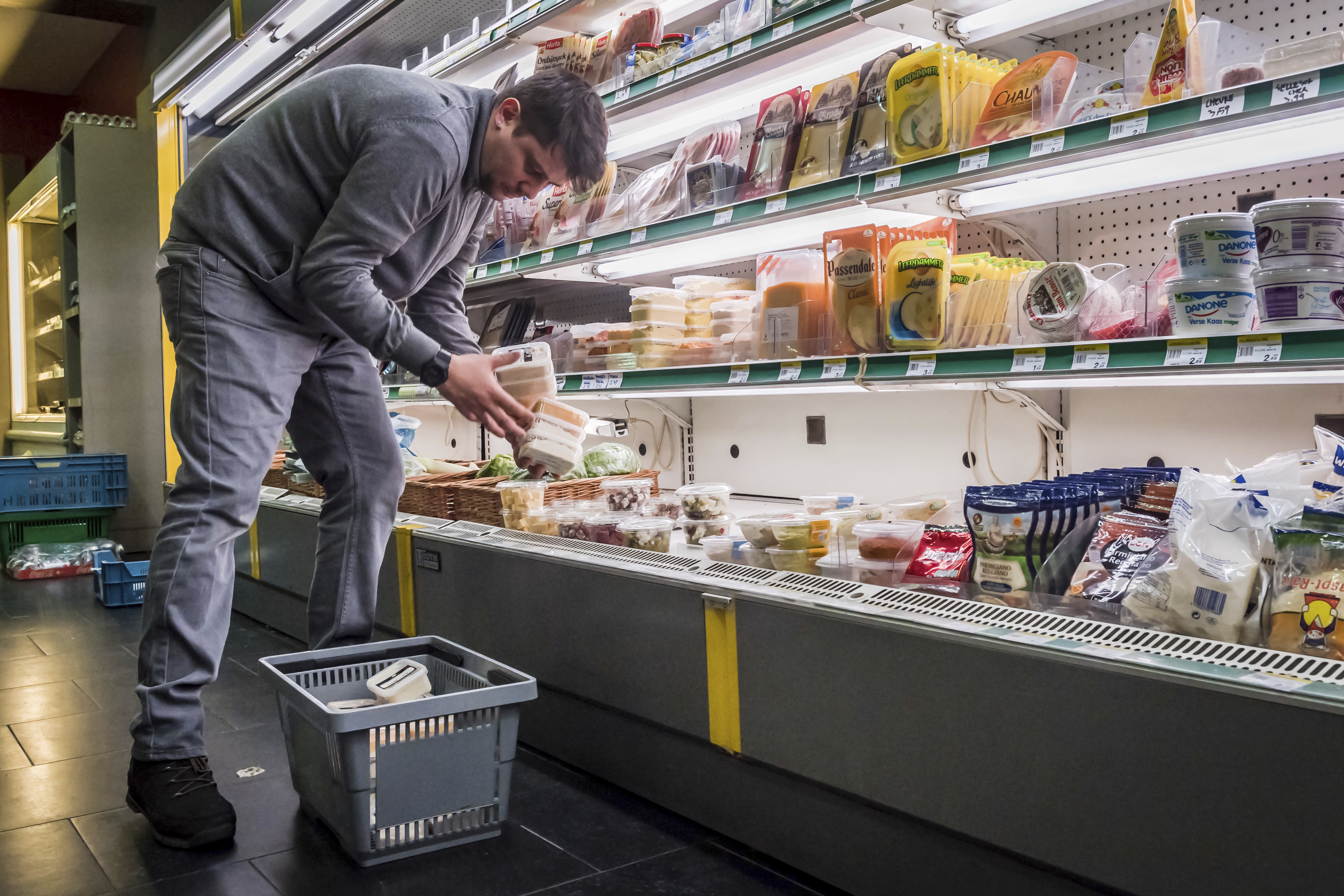 Industry Pushes for Fewer Product Date Labels Industry Pushes for Fewer Product Date Labels